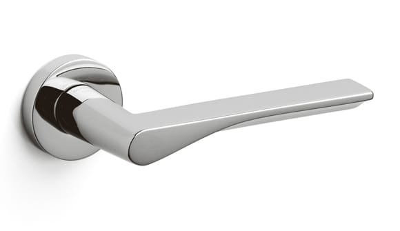 Fin Round Door Handle by Bellevue Architectural