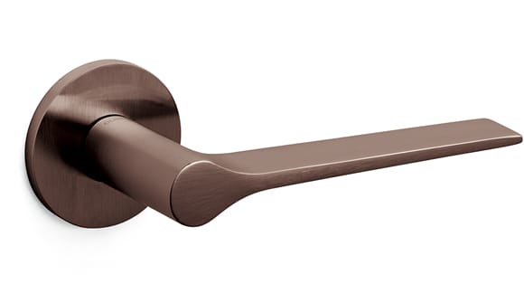 Door handle - Brushed bronze - Gio Ponti LAMA L - Door handles Gio Ponti  LAMA - VillaHus