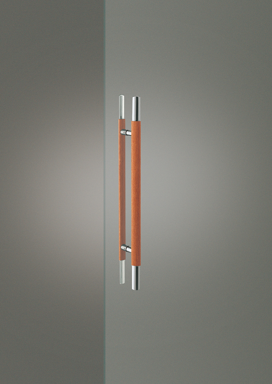 Elmes Of Japan Medium Entry Door Pull by Bellevue Architectural