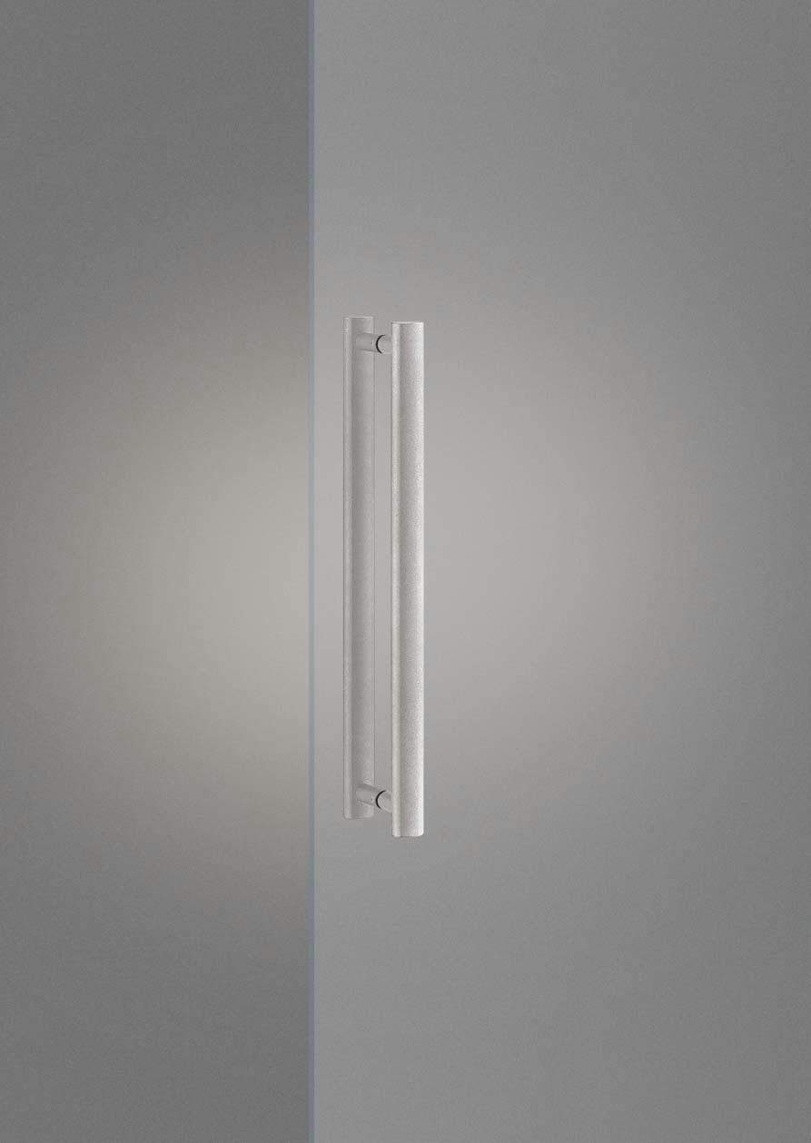 Elmes Of Japan Medium Entry Door Pull by Bellevue Architectural