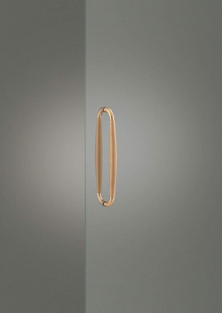 Elmes Of Japan Medium Entry Door Pull by Bellevue Architectural