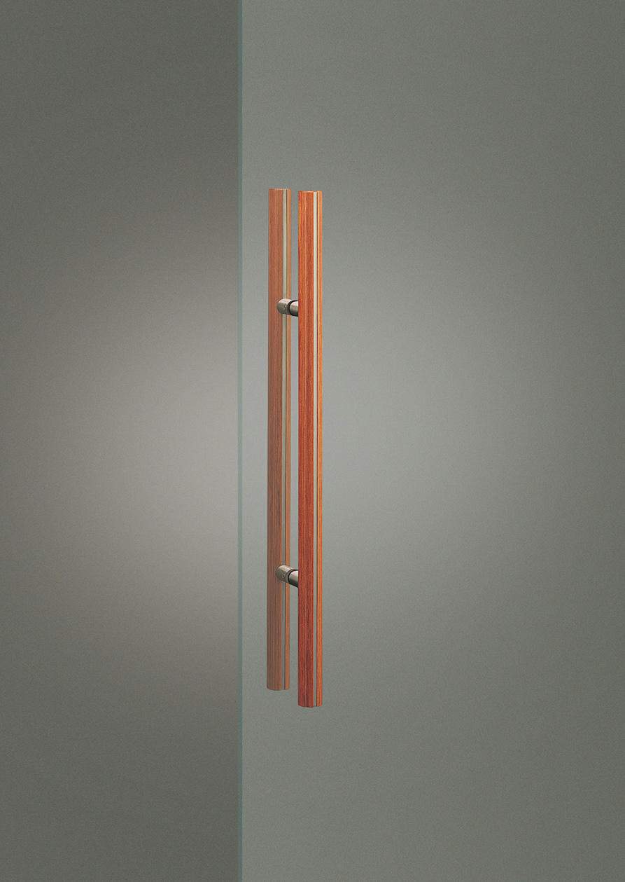 Elmes Of Japan Medium Entry Door Pull by Bellevue Architectural