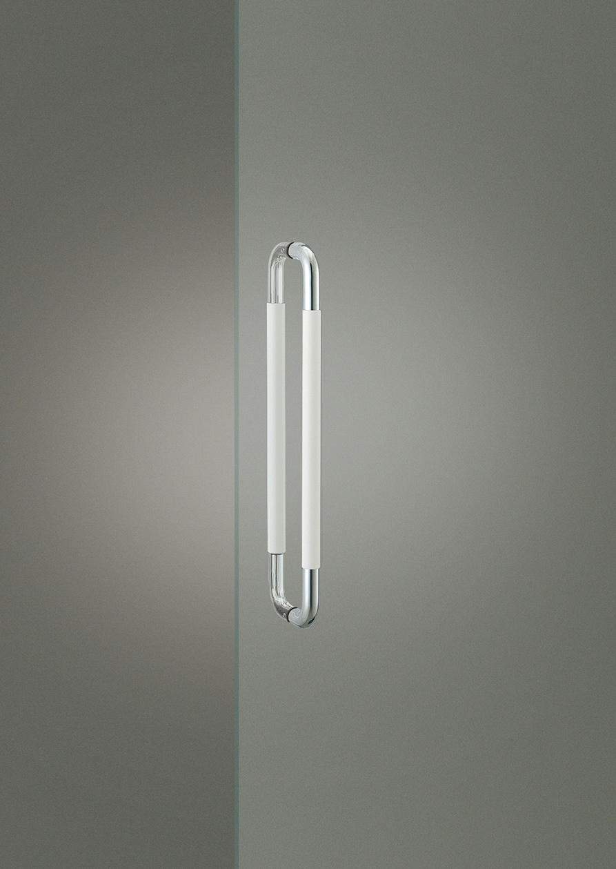 Elmes Of Japan Medium Entry Door Pull by Bellevue Architectural