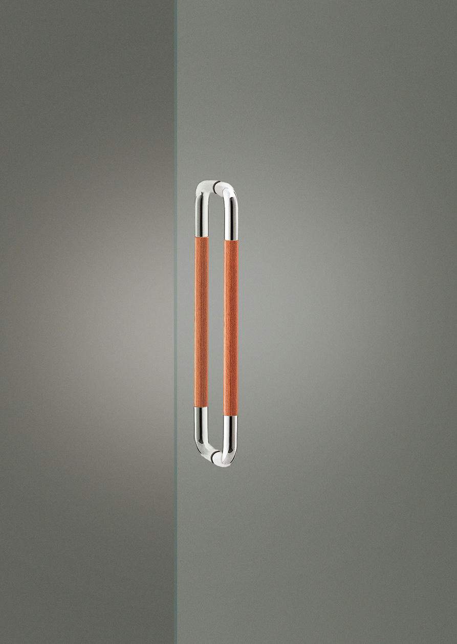 Elmes Of Japan Medium Entry Door Pull by Bellevue Architectural