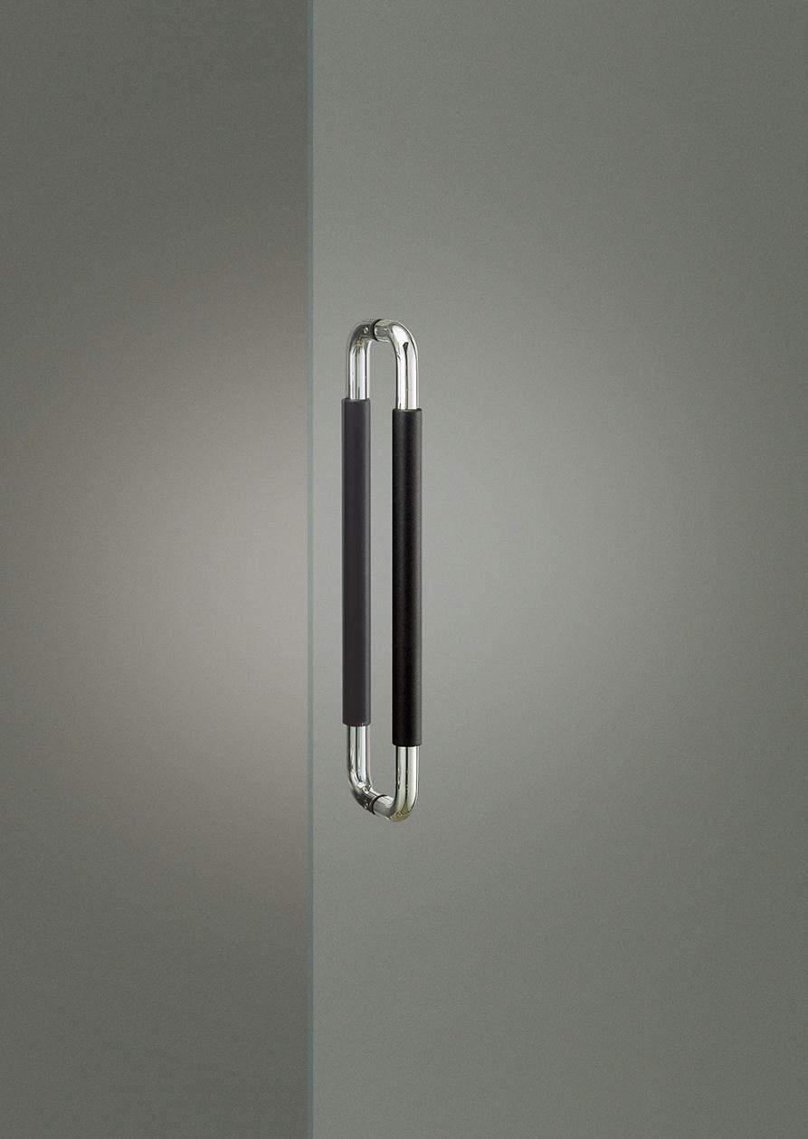 Elmes Of Japan Medium Entry Door Pull by Bellevue Architectural