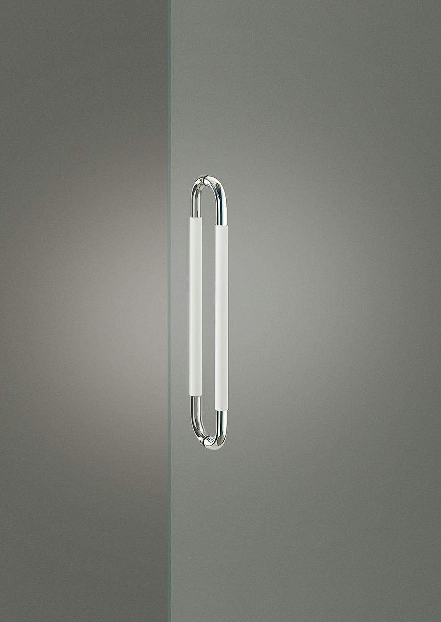 Elmes Of Japan Medium Entry Door Pull by Bellevue Architectural