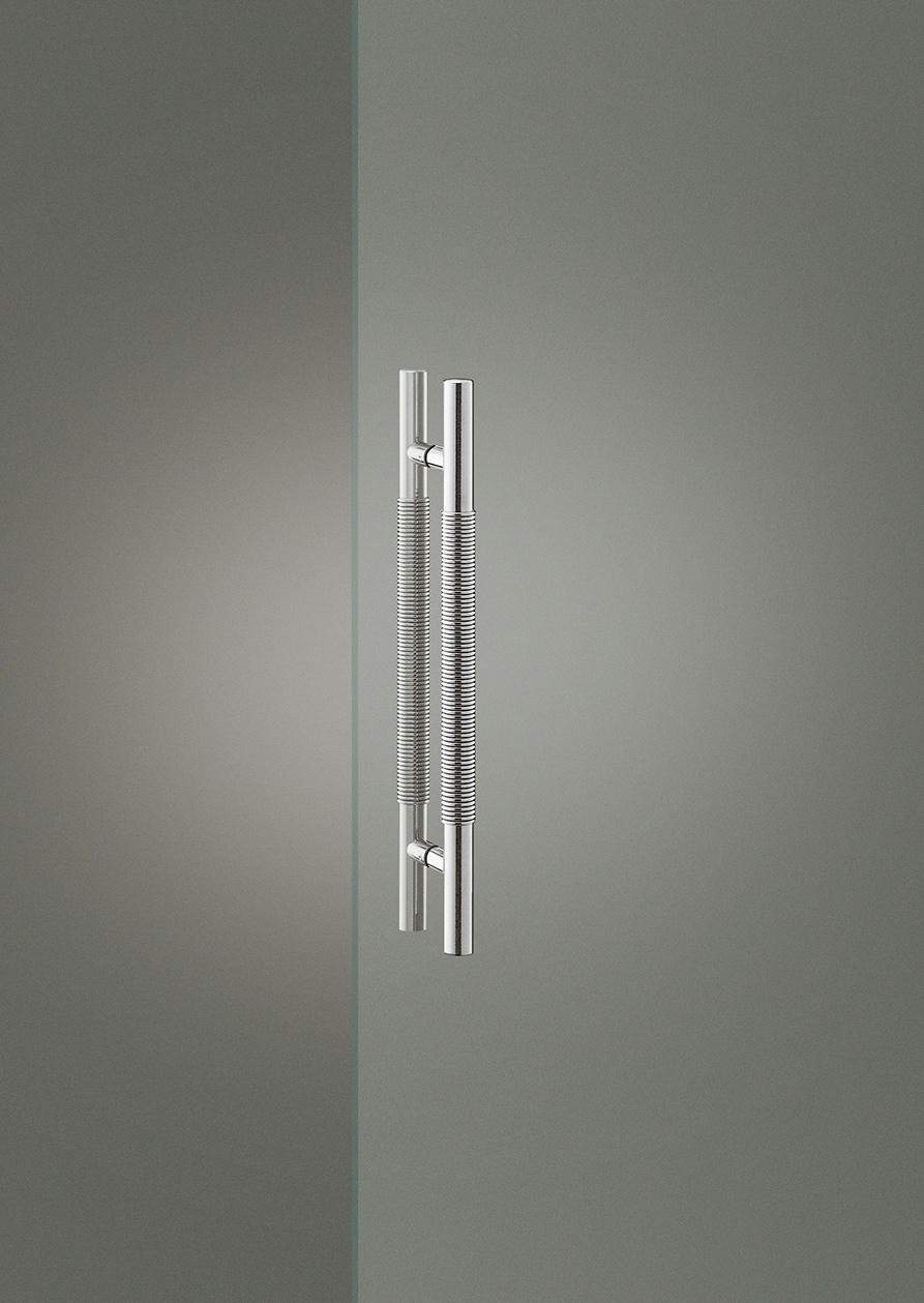 Elmes Of Japan Medium Entry Door Pull by Bellevue Architectural