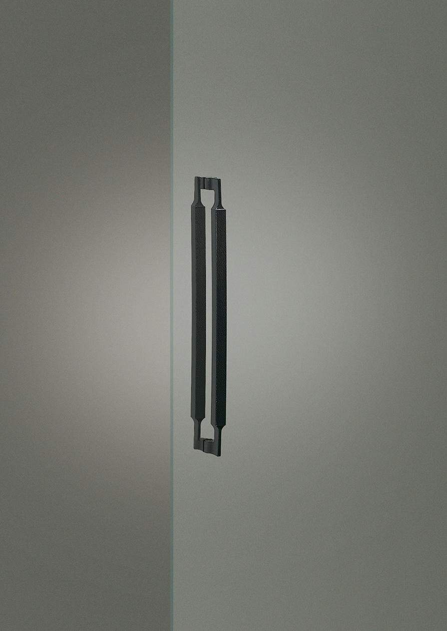 Elmes Of Japan Medium Entry Door Pull by Bellevue Architectural