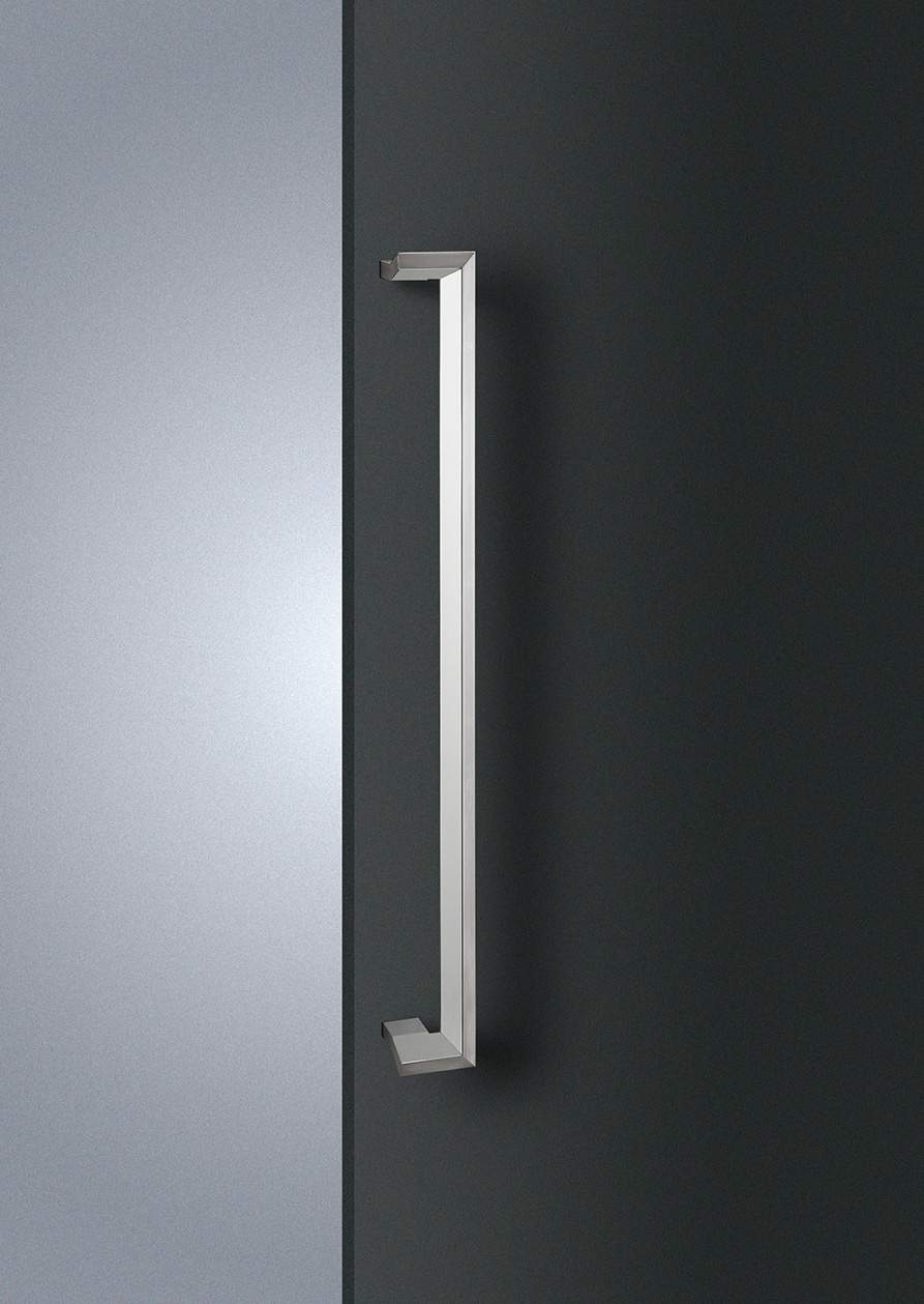 Elmes Of Japan Medium Entry Door Pull by Bellevue Architectural