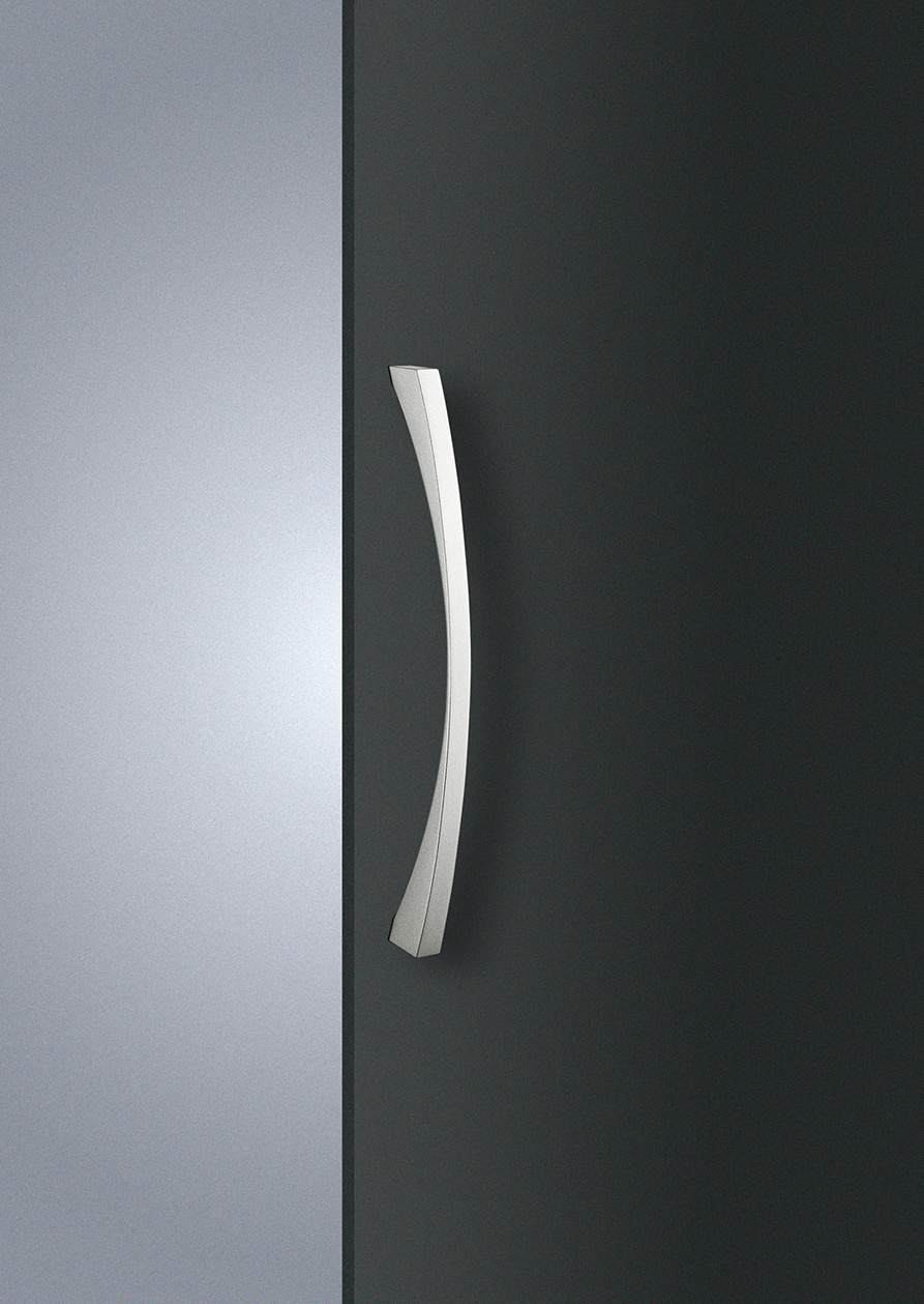 Elmes Of Japan Medium Entry Door Pull by Bellevue Architectural