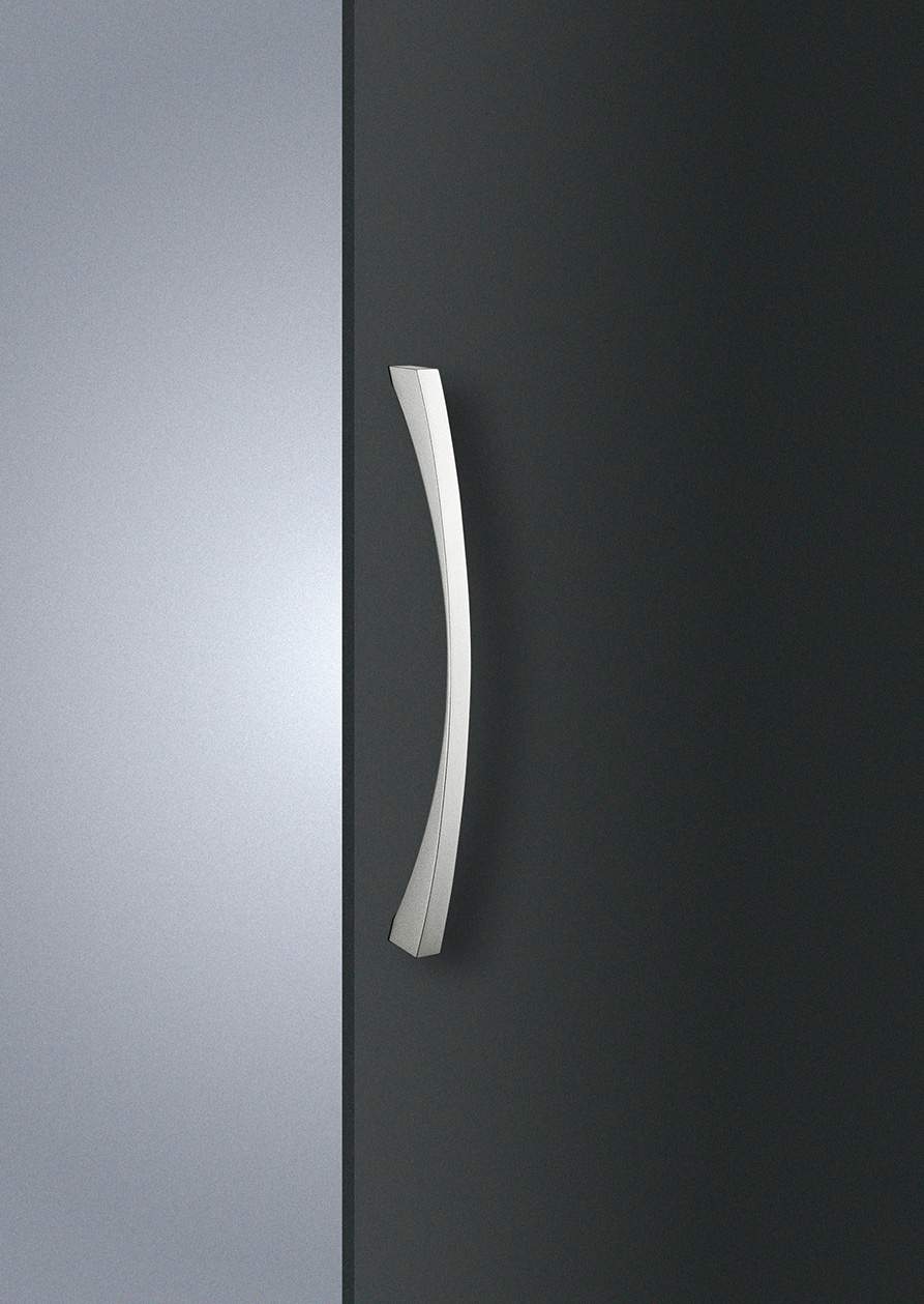 Elmes Of Japan Medium Entry Door Pull by Bellevue Architectural