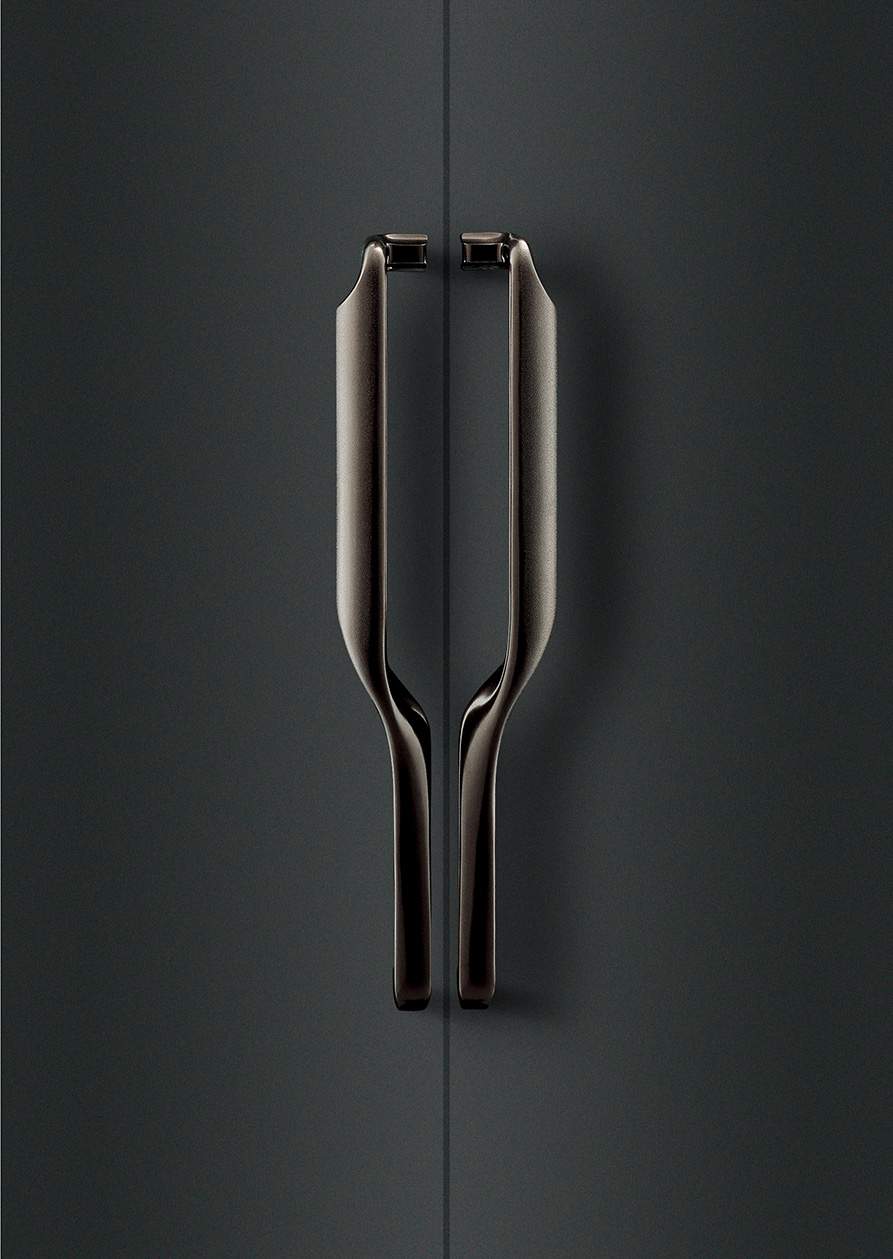 Elmes Of Japan Medium Entry Door Pull by Bellevue Architectural