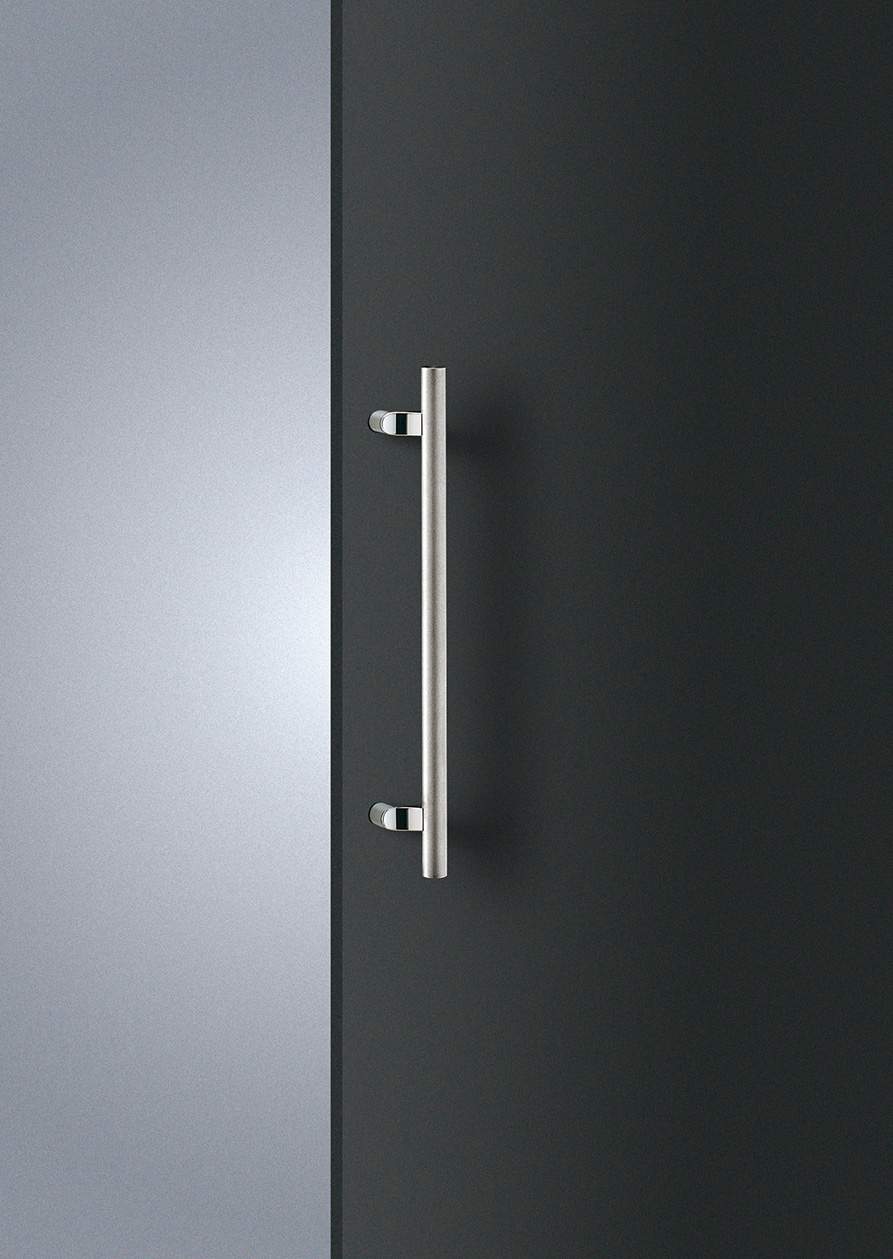 Elmes Of Japan Medium Entry Door Pull by Bellevue Architectural